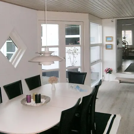 Holiday Corasvej H- 772 Holiday home
